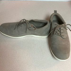 Goodfellow  men’s size 8 gray nubuck type upper; lace up oxfords - preowned